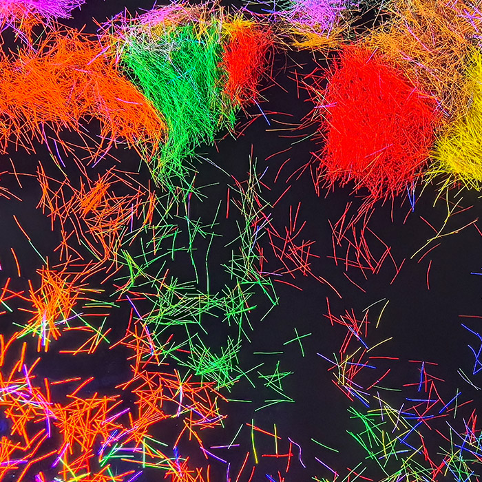 有(yǒu)色变色荧光纤维